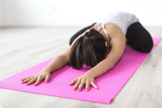 Risks and Contraindications for Lymphatic-Focused Yoga